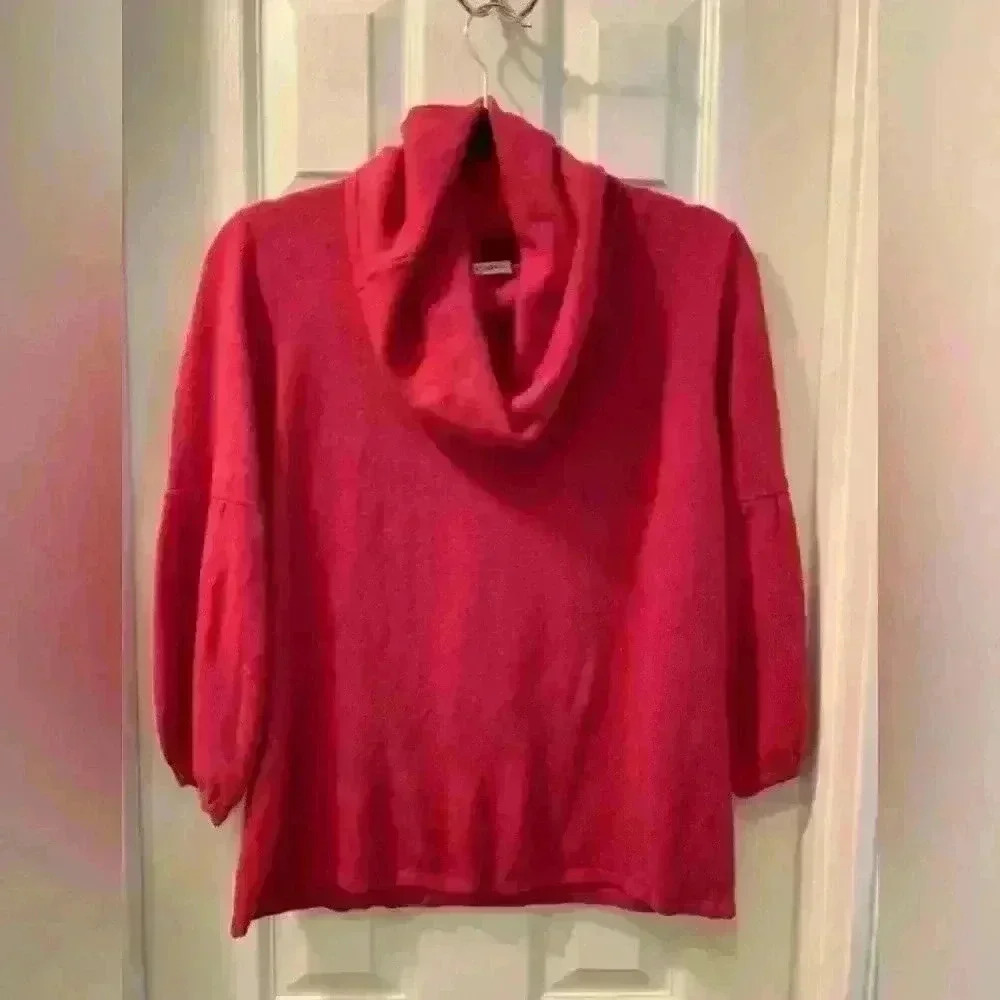 Y2K 1990’s hot pink cropped cowl neck, sweater with 3/4 length sleeves soft girl
